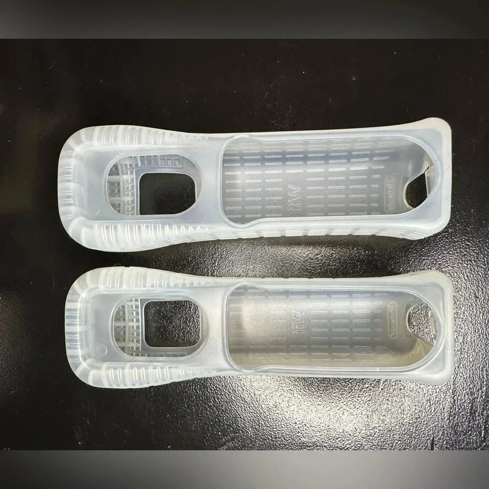 Nintendo Wii Controller Rubber Gel Cover PAIR 2